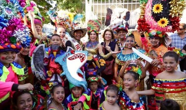 El mundo se viste con los mejores carnavales y Colombia es protagonista